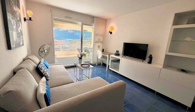 Golfe Juan - 4 People - Sea View - Swimming Pool - Garage
