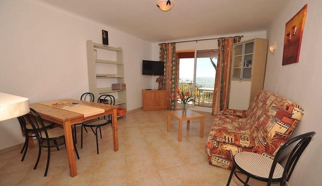 Apartment T2 * 4 pers. 10m from the BEACH with SEA VIEW & HEATED POOL (4)