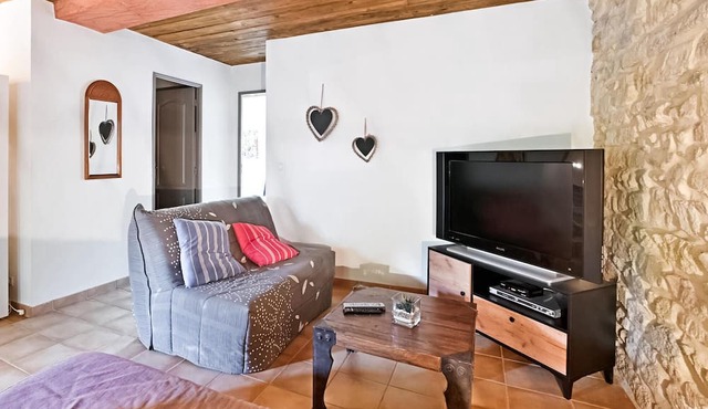 2 bedroom awesome apartment in Codognan