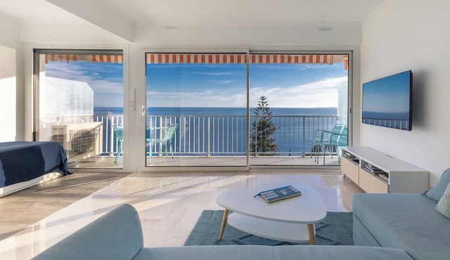 06A5 Amazing flat breathtaking view. Mont Boron