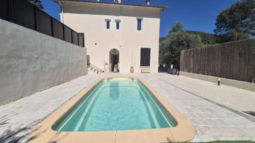 Charmante Villa individuelle Niçoise avec piscine privée proche Monaco
