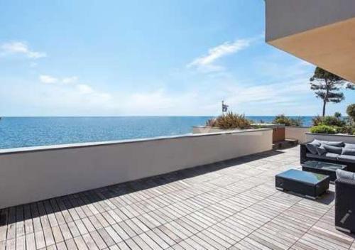 Saint-Aygulf - Villa les pieds dans l'eau
