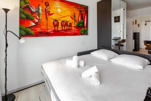 La Coquette - Sea View - Parking - AC - Pool