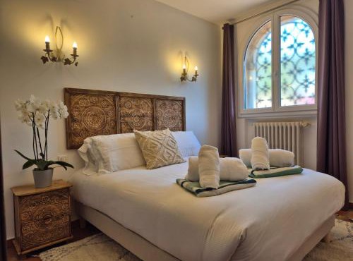 Cannes private villa with pool, by the sea, 3 nights minimum